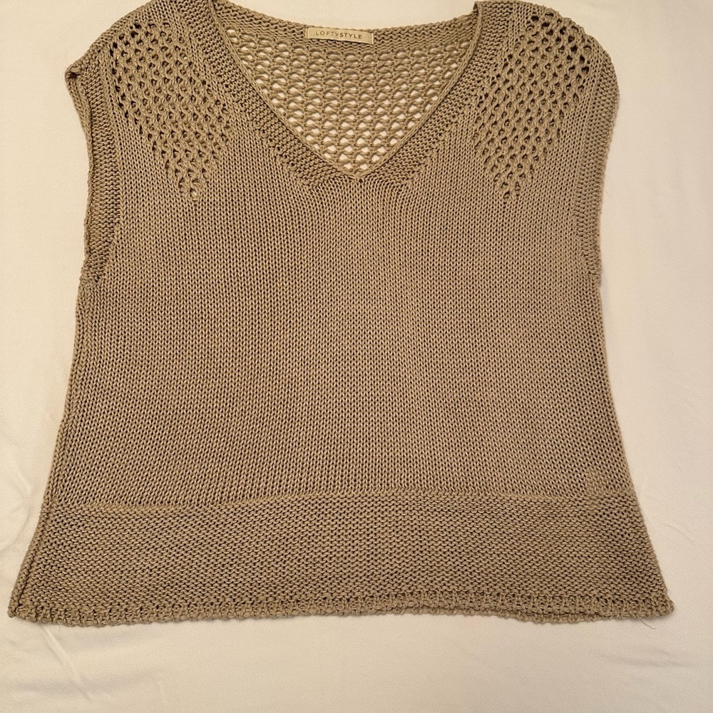 Lofty Style Women's Beige Knit Sweater Vest